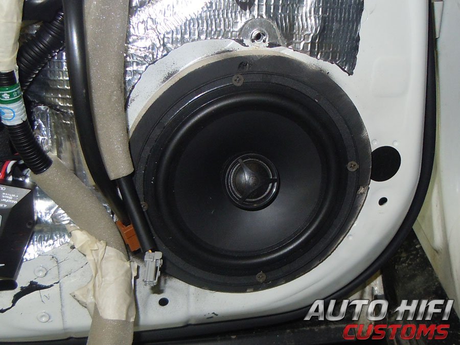Установка акустики Morel Tempo Coax 6 в Infiniti FX37S