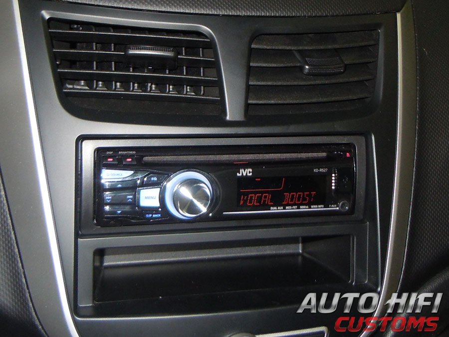 Установка автомагнитолы JVC KD-R527EE в Hyundai Solaris