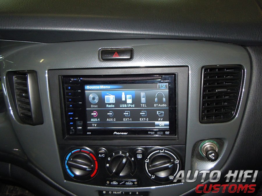 Установка автомагнитолы Pioneer AVH-P3200BT в Mazda MPV