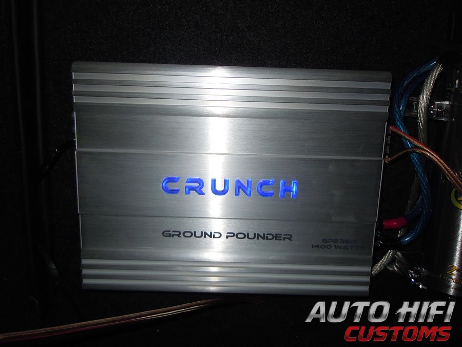 Установка усилителя Crunch GP2350 в Toyota Avensis